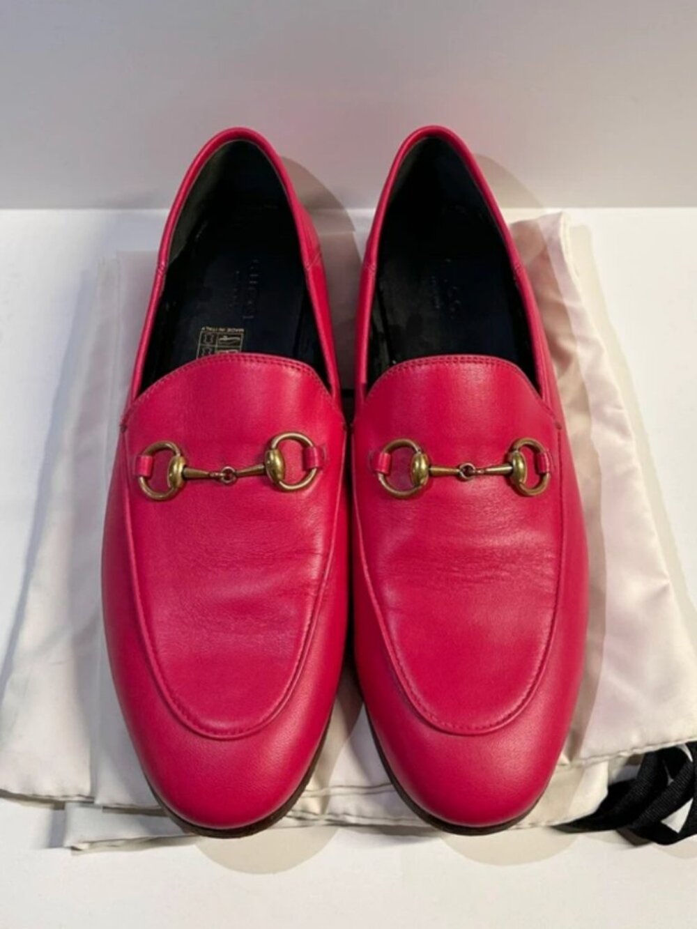 Gucci Horsebit Accent Loafers in Fuschia size 37